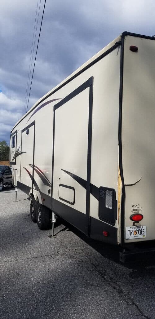 Travel trailer collision damage repair in Birmingham, Alabama