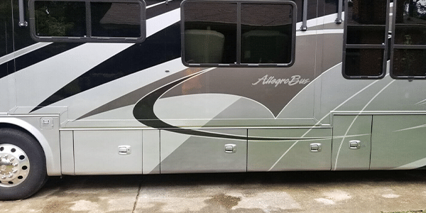 Motorhome and Travel Trailer Collision Repair